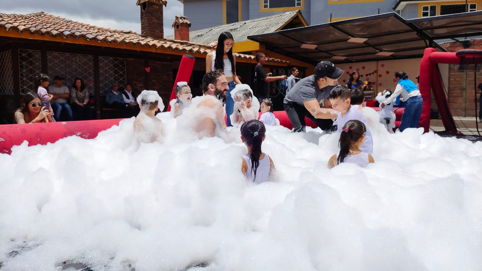 La fabricación y venta de cañones de espuma en Bogotá
